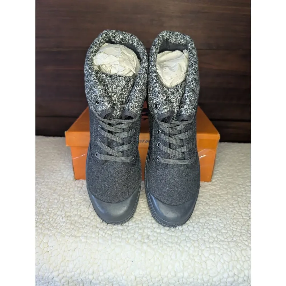 NIB Rocket Dog Pilot Joshua Womens Gray Boots 11M